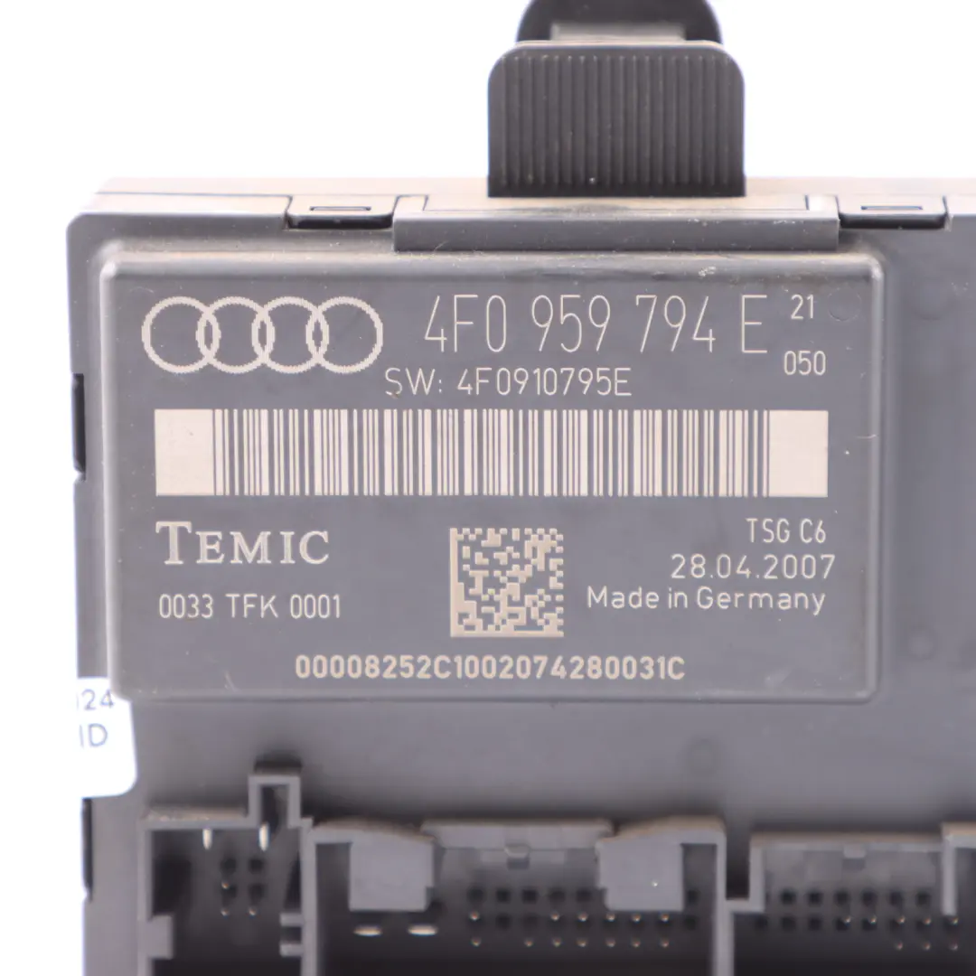 Unidad de control módulo de la puerta trasera derecha ECU para Audi A6 C6 con número de pieza 4F0959794E Audi A6 C6 Unidad de control módulo de la puerta trasera derecha ECU - SKU 4F0959794E - Número de pieza 4F0959794E