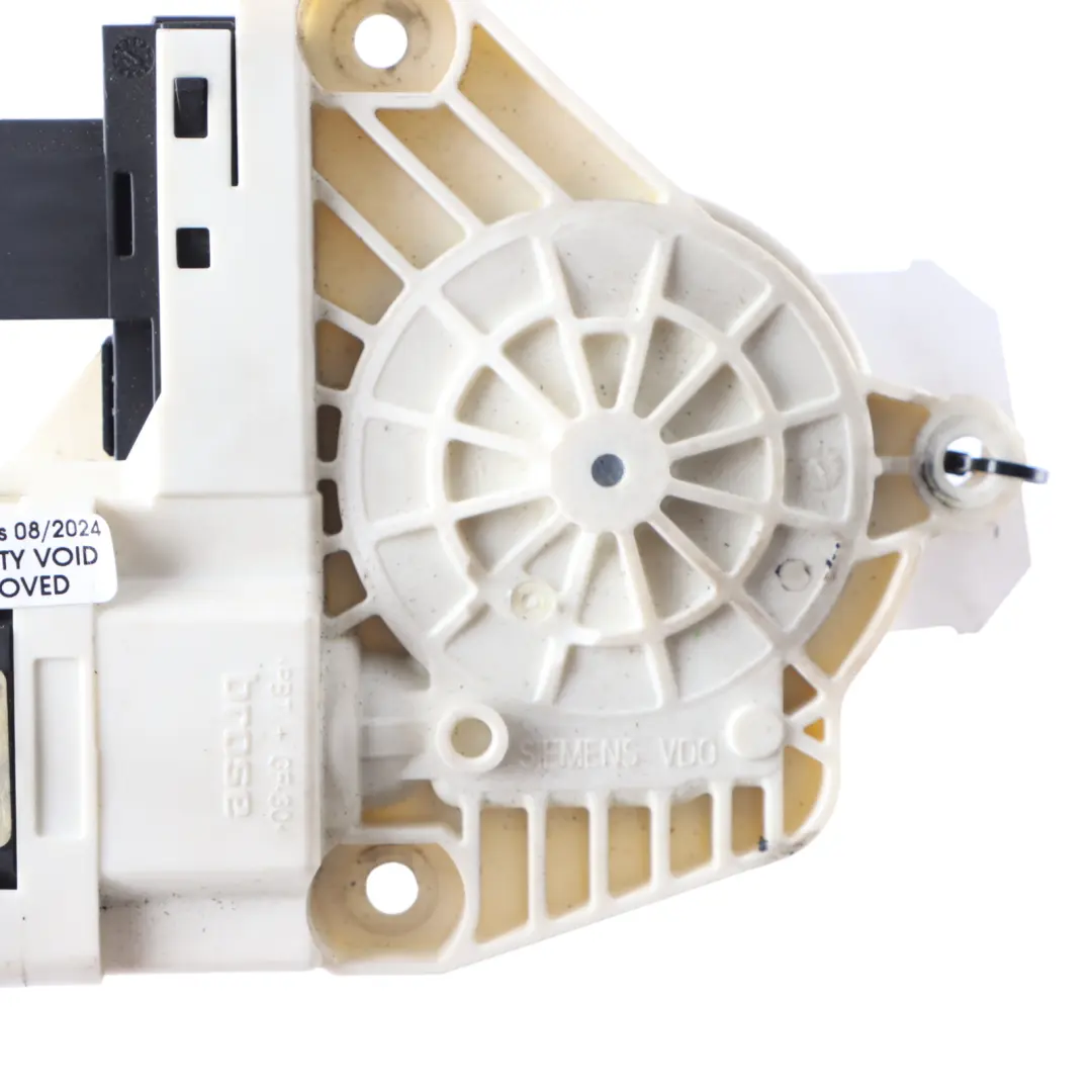 Motore Alzacristalli Anteriore Destro Regolatore Unità per Audi A6 C6 con numero di parte 4F0959802D Audi A6 C6 Motore Alzacristalli Anteriore Destro Regolatore Unità - SKU 4F0959802D - Numero di parte 4F0959802D