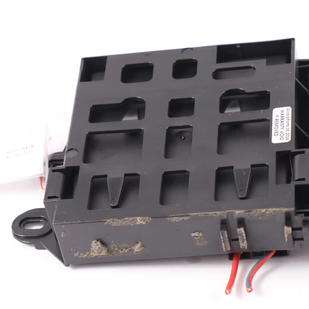 Body Module Fuse Relay Box Control Unit 4F0907289J to Audi A6 C6 Comfort with Part number 4F0971845A Audi A6 C6 Comfort Body Module Fuse Relay Box Control Unit 4F0907289J - SKU 4F0971845A - Part number 4F0971845A