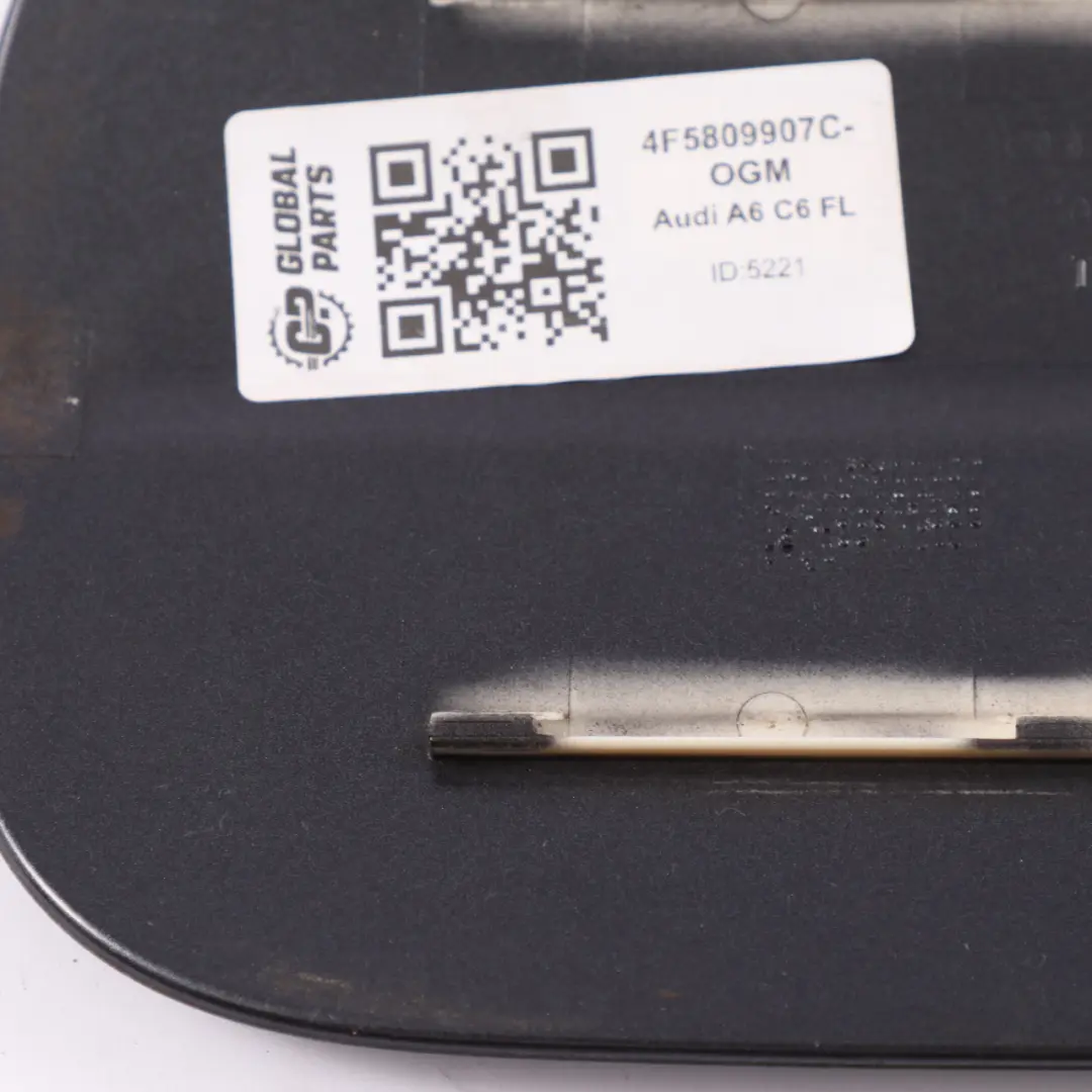Audi A6 C6 Tankdeckel Tankklappe Austerngrau Metallic - Z7Q - SKU 4F5809907C-OGM - Teilenummer 4F5809907C-OGM