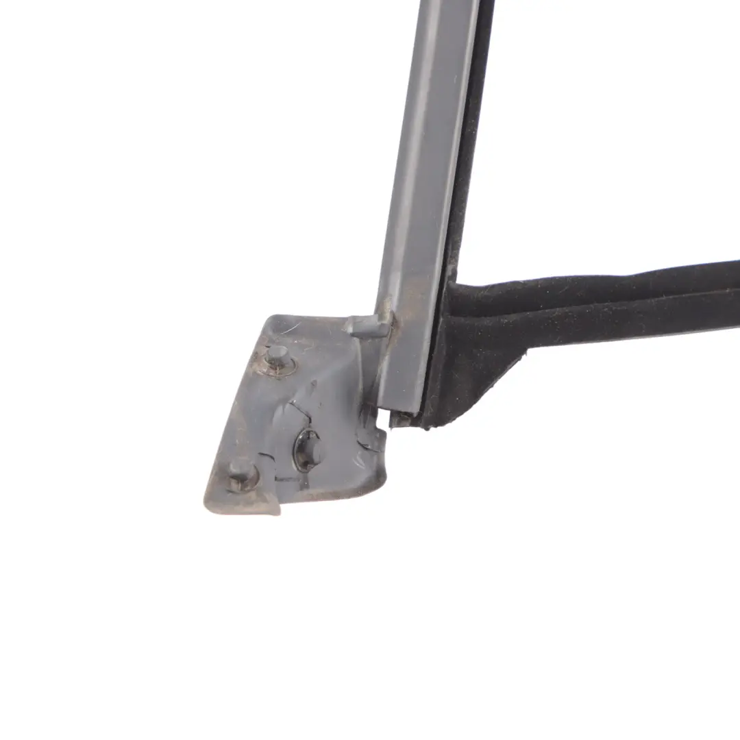 Audi A6 C6 Rear Left N/S Rubber Seal Gasket Window Frame Guide Rail 4F9839439M - SKU 4F9839439R - Part number 4F9839439R