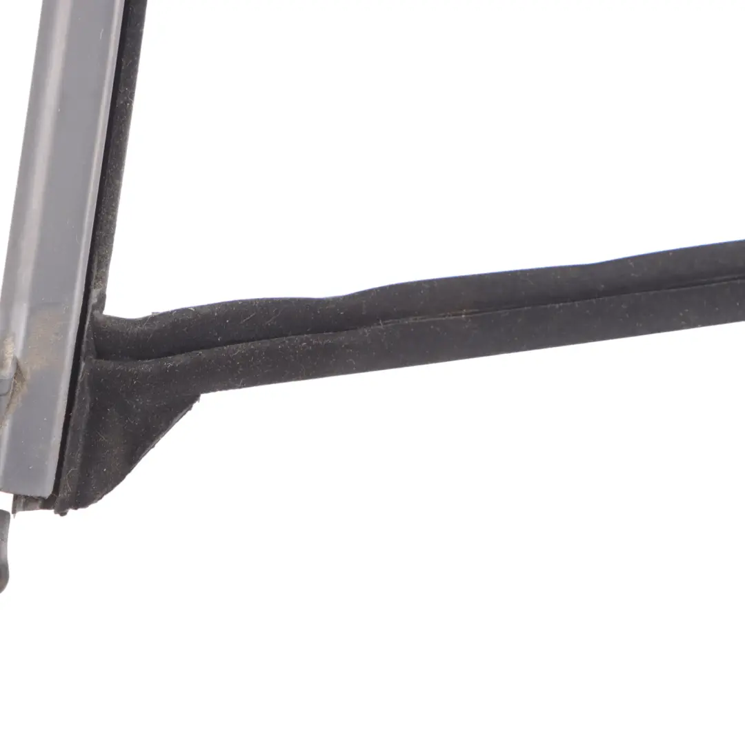 Left N/S Rubber Seal Gasket Window Frame Guide Rail 4F9839439M to Audi A6 C6 Rear with Part number 4F9839439R Audi A6 C6 Rear Left N/S Rubber Seal Gasket Window Frame Guide Rail 4F9839439M - SKU 4F9839439R - Part number 4F9839439R