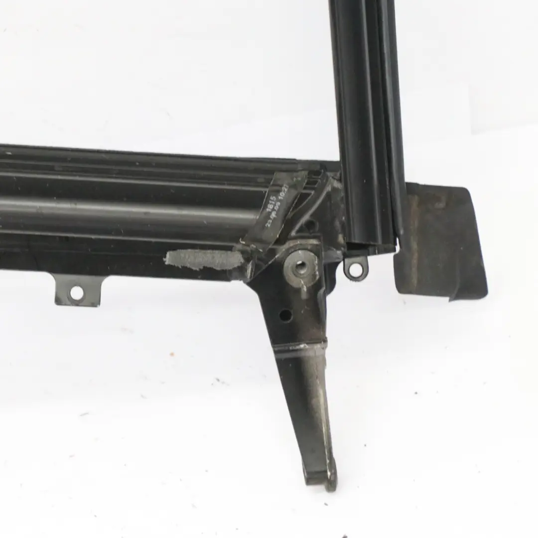 Puerta ventana trasera sello izquierda Junta sellado marco para Audi A6 C6 con número de pieza 4F9839629D Audi A6 C6 Puerta ventana trasera sello izquierda Junta sellado marco - SKU 4F9839629D - Número de pieza 4F9839629D