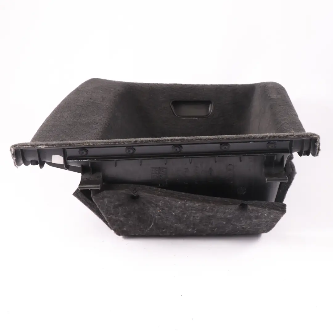 Audi A6 C6 Compartiment rangement arrière gauche garniture coffre Noir - SKU 4F9864747 - Numéro de pièce 4F9864747