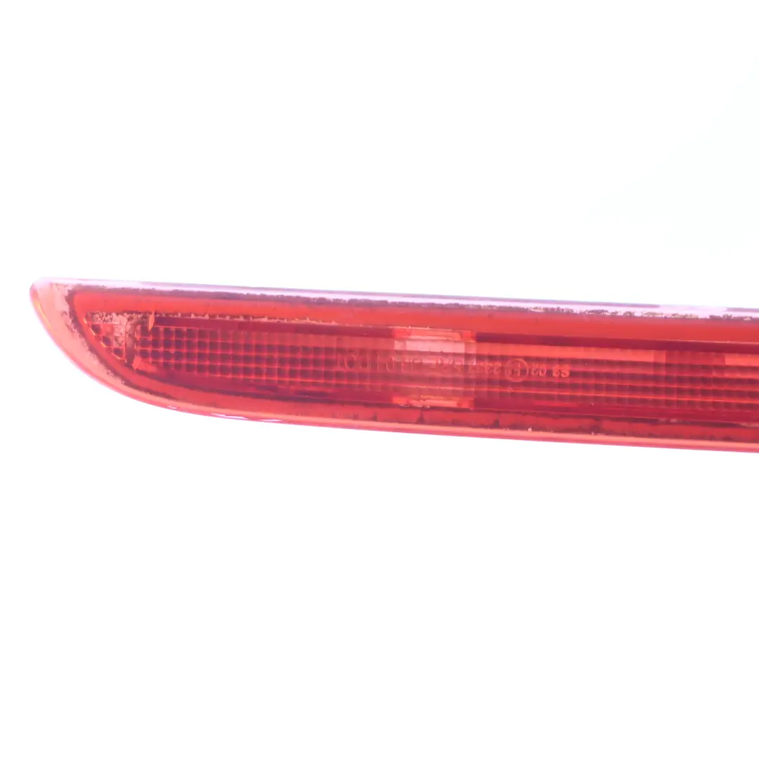 High Level Third Brake Light Lamp to Audi A6 C6 with Part number 4F9945097 Audi A6 C6 High Level Third Brake Light Lamp - SKU 4F9945097 - Part number 4F9945097
