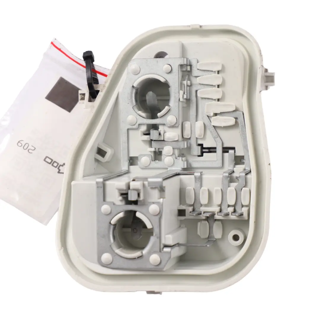 Audi A6 C6 Luz Trasera Exterior Derecha Portabombillas Soporte - SKU 4F9945222C - Número de pieza 4F9945222C