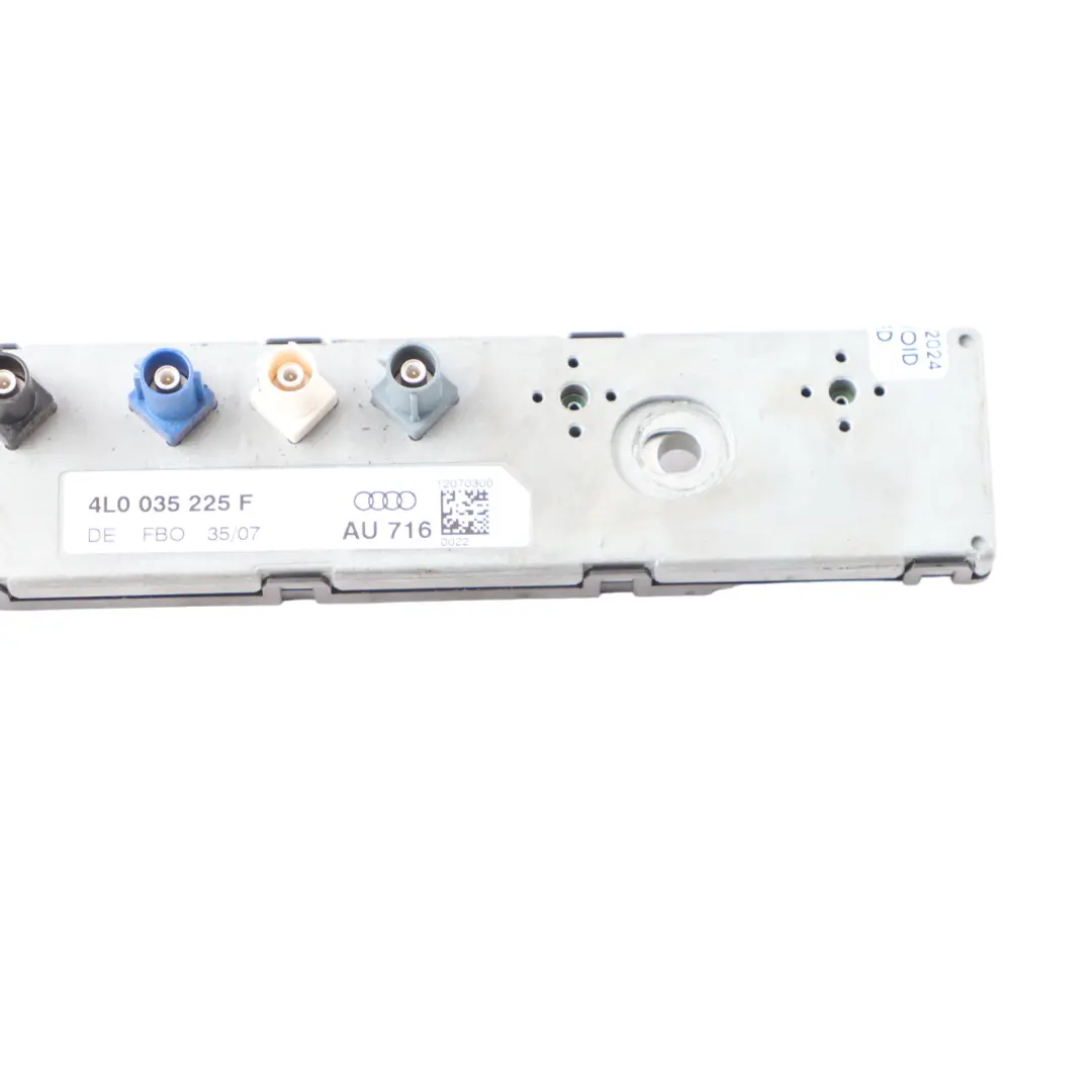 Aerial Amplifier Antenna Booster Control Module ECU Audi Q7 4L - SKU 4L0035225F - Part number 4L0035225F