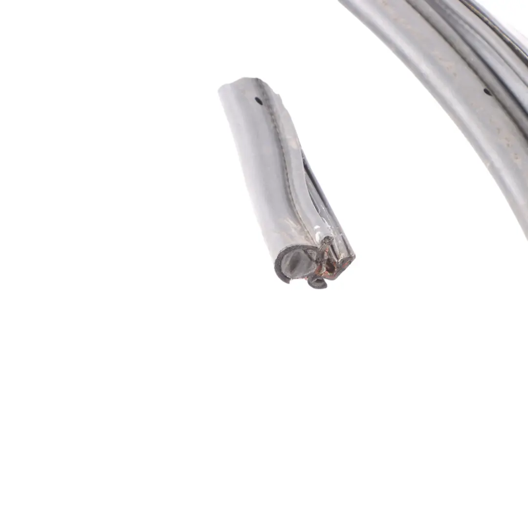 Boot Lid Seal Trunk Rubber Sealing Gasket to Audi Q7 4L S Line Quattro with Part number 4L0827705E Audi Q7 4L S Line Quattro Boot Lid Seal Trunk Rubber Sealing Gasket - SKU 4L0827705E - Part number 4L0827705E