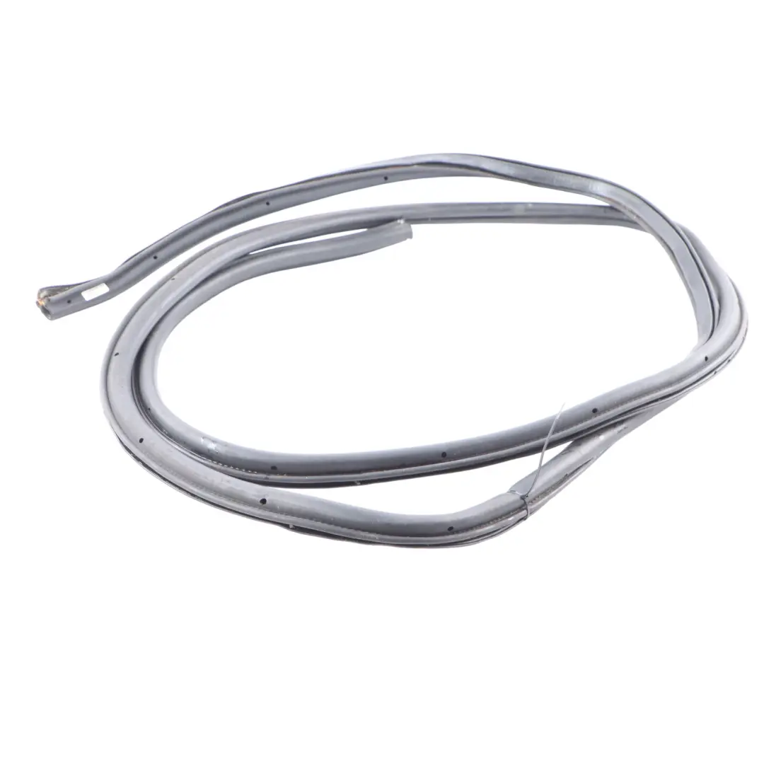 Boot Lid Seal Trunk Rubber Sealing Gasket to Audi Q7 4L S Line Quattro with Part number 4L0827705E Audi Q7 4L S Line Quattro Boot Lid Seal Trunk Rubber Sealing Gasket - SKU 4L0827705E - Part number 4L0827705E