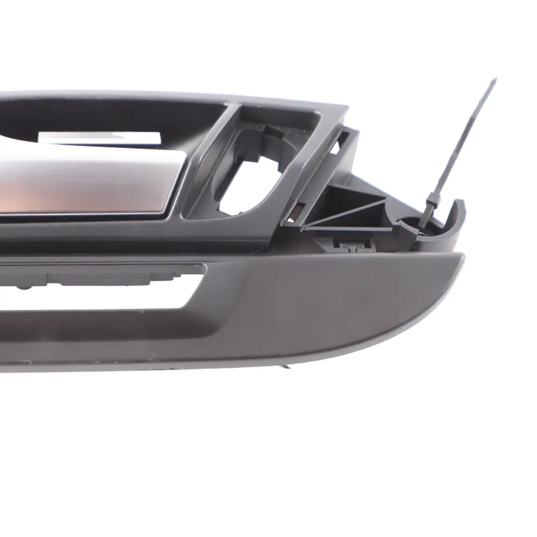 Maniglia Porta Anteriore Sinistra Interna per Audi Q7 4L con numero di parte 4L0837019 Audi Q7 4L Maniglia Porta Anteriore Sinistra Interna - SKU 4L0837019 - Numero di parte 4L0837019