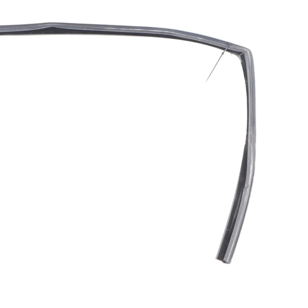 Window Guide Frame Front Door Right O/S Outer Seal Gasket to Audi Q7 4L with Part number 4L0837440B Audi Q7 4L Window Guide Frame Front Door Right O/S Outer Seal Gasket - SKU 4L0837440B - Part number 4L0837440B