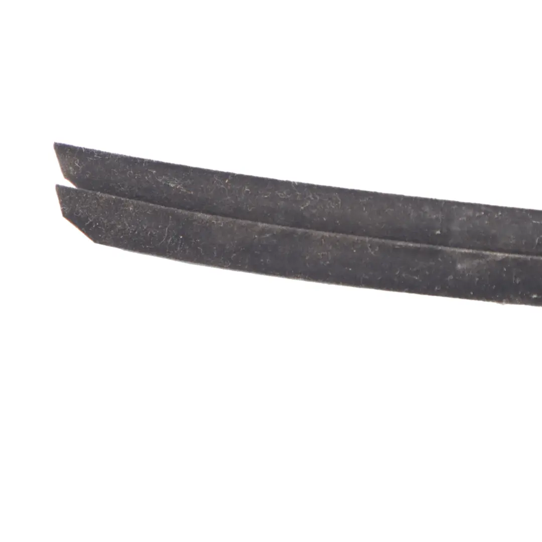 Audi Q7 4L Joint d'étanchéité vitre intérieur porte avant droite coupe - SKU 4L0837480 - Numéro de pièce 4L0837480