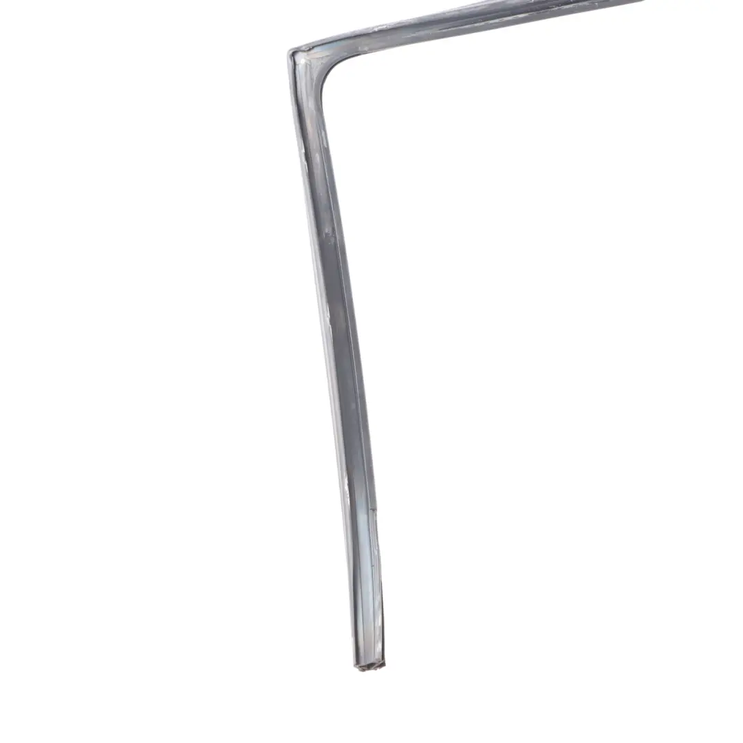 Audi Q7 4L Supporto Guida Finestrino Posteriore Destro - SKU 4L0839440B - Numero di parte 4L0839440B