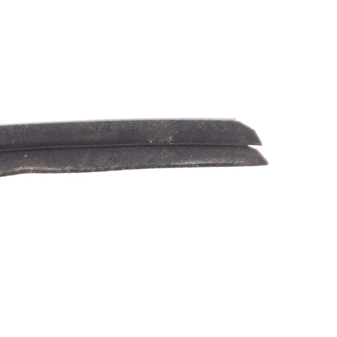 Weatherstrip Seal Gasket Right O/S Inner Door Rubber to Audi Q7 4L Rear with Part number 4L0839480 Audi Q7 4L Rear Weatherstrip Seal Gasket Right O/S Inner Door Rubber - SKU 4L0839480 - Part number 4L0839480