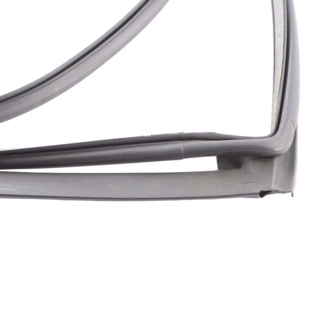 Audi Q7 4L Joint d'étanchéité arrière gauche extérieur auto adhésif - SKU 4L0839911 - Numéro de pièce 4L0839911