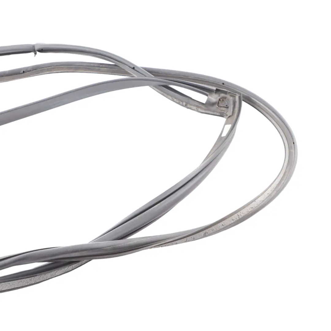 Seal Door Rubber Left N/S Gasket Outer Self Adhesive to Audi Q7 4L Rear with Part number 4L0839911 Audi Q7 4L Rear Seal Door Rubber Left N/S Gasket Outer Self Adhesive - SKU 4L0839911 - Part number 4L0839911