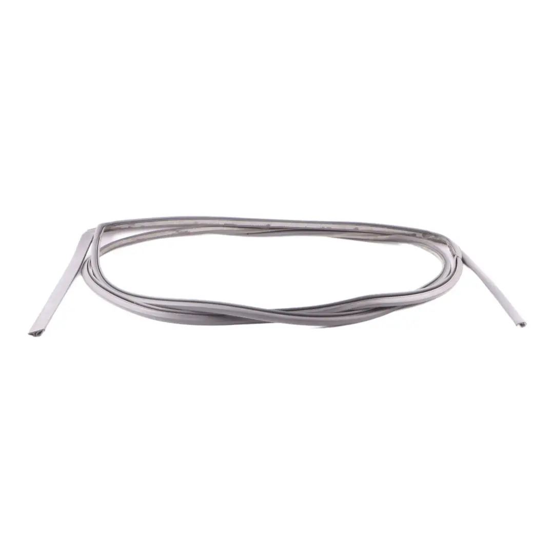 Audi Q7 4L guarnizione posteriore porta destra esterna autoadesiva 4L0839911 - SKU 4L0839912 - Numero di parte 4L0839912