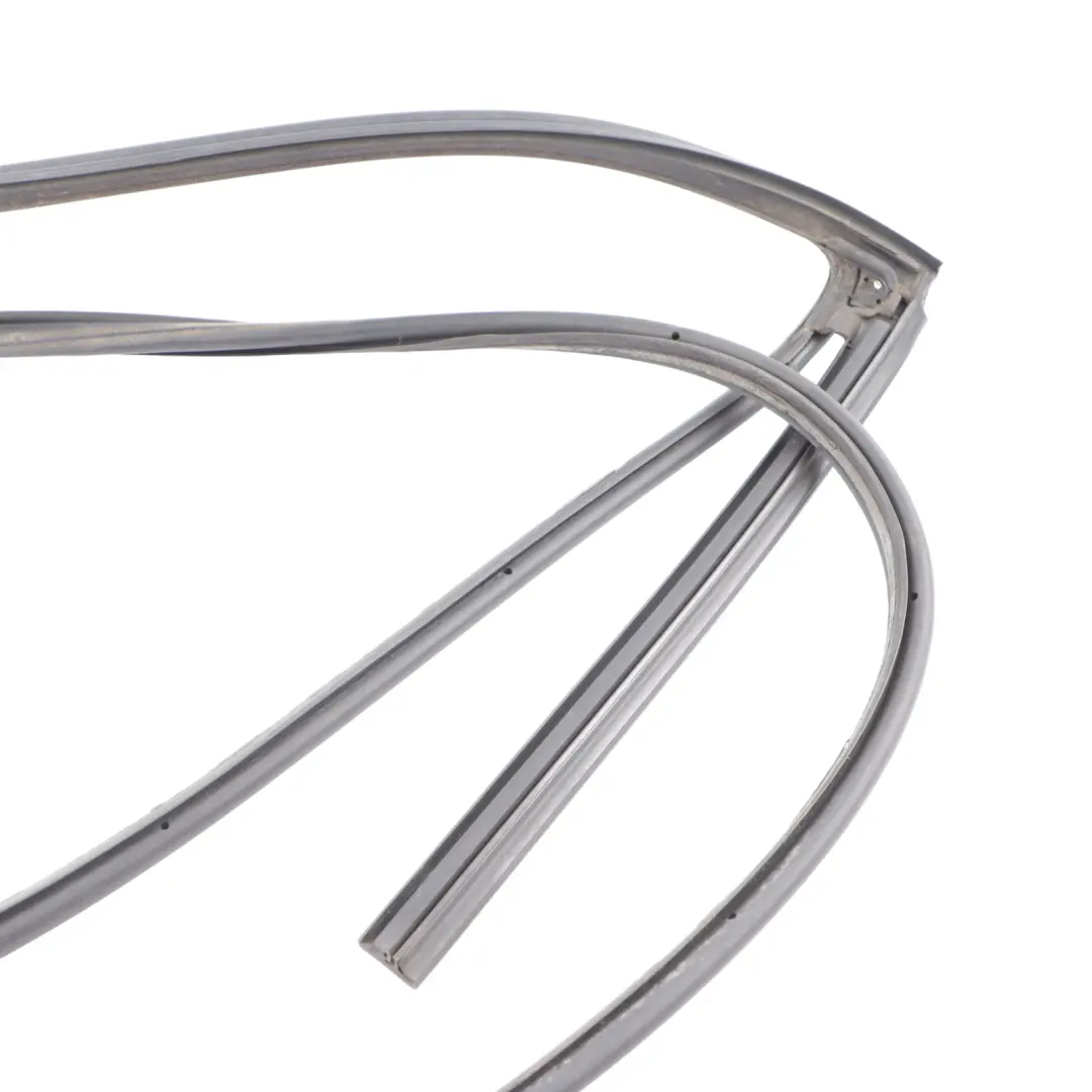 Audi Q7 4L guarnizione posteriore porta destra esterna autoadesiva 4L0839911 - SKU 4L0839912 - Numero di parte 4L0839912