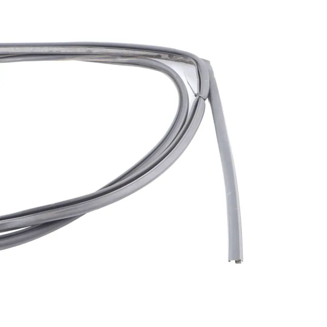 Audi Q7 4L guarnizione posteriore porta destra esterna autoadesiva 4L0839911 - SKU 4L0839912 - Numero di parte 4L0839912