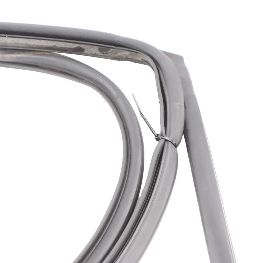 Puerta Trasera Caucho Derecho Junta Exterior Autoadhesiva 4L0839911 para Audi Q7 4L con número de pieza 4L0839912 Audi Q7 4L Puerta Trasera Caucho Derecho Junta Exterior Autoadhesiva 4L0839911 - SKU 4L0839912 - Número de pieza 4L0839912