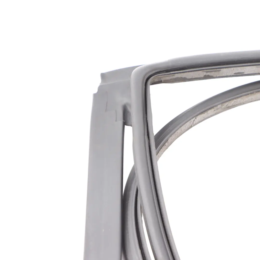 Puerta Trasera Caucho Derecho Junta Exterior Autoadhesiva 4L0839911 para Audi Q7 4L con número de pieza 4L0839912 Audi Q7 4L Puerta Trasera Caucho Derecho Junta Exterior Autoadhesiva 4L0839911 - SKU 4L0839912 - Número de pieza 4L0839912