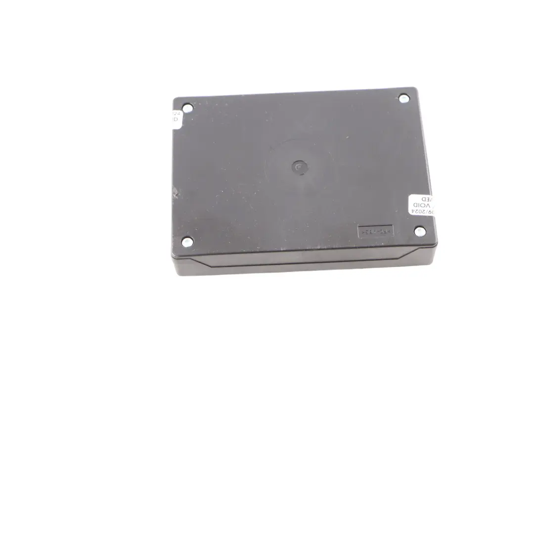 Keyless Entry Antenna Control Module to Audi Q7 4L Quattro S Line with Part number 4L0907335 Audi Q7 4L Quattro S Line Keyless Entry Antenna Control Module - SKU 4L0907335 - Part number 4L0907335