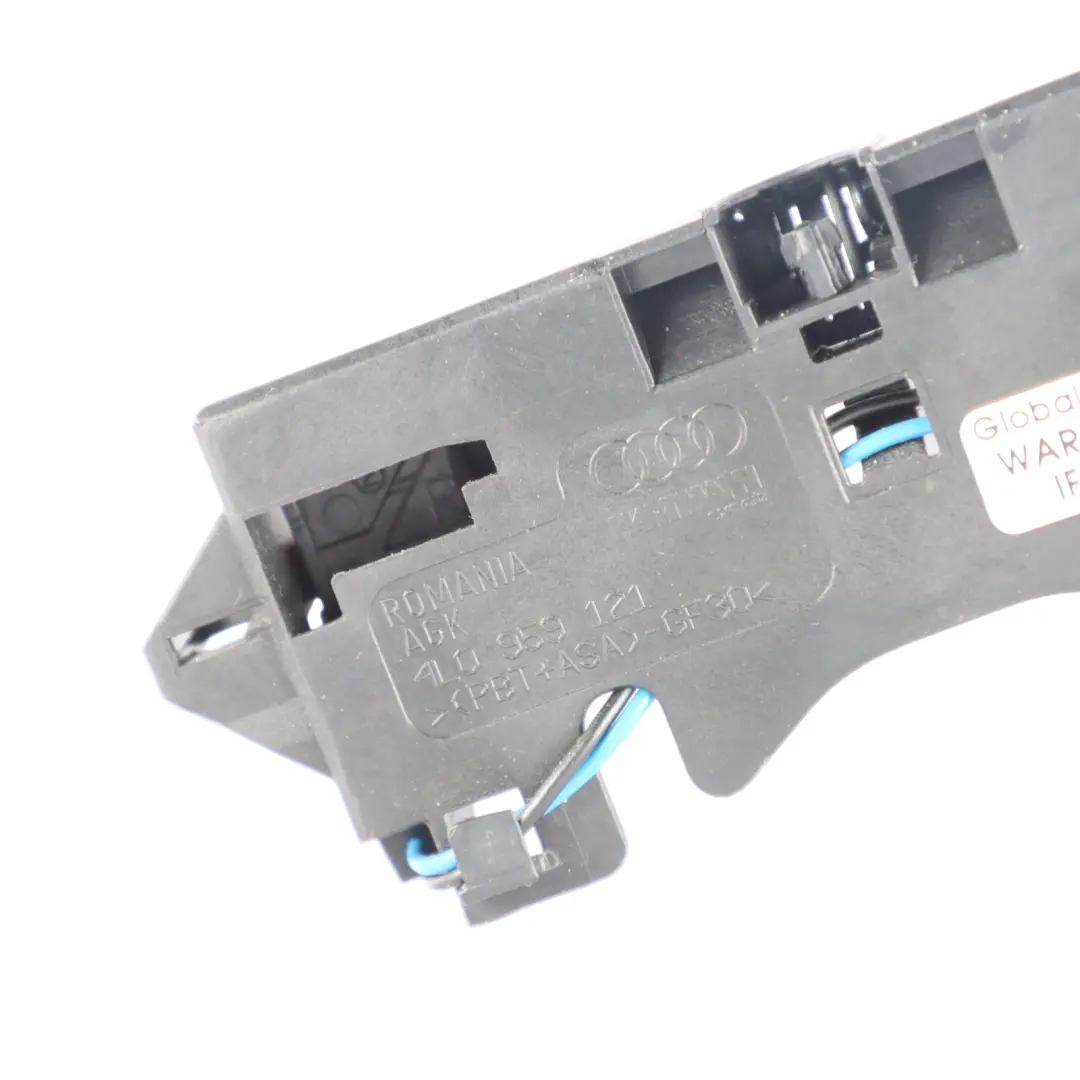 Boot Tailgate Microswitch Boot Trunk Lid Opener Switch to Audi Q7 4L with Part number 4L0959121 Audi Q7 4L Boot Tailgate Microswitch Boot Trunk Lid Opener Switch - SKU 4L0959121 - Part number 4L0959121
