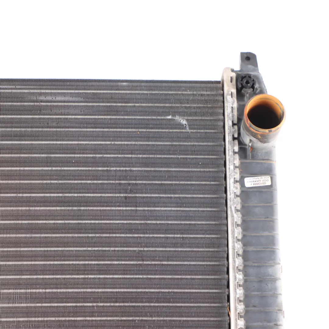 Eurocargo Engine Cooling Radiator Water Coolant to Iveco with Part number 500380655 Iveco Eurocargo Engine Cooling Radiator Water Coolant - SKU 500380655 - Part number 500380655