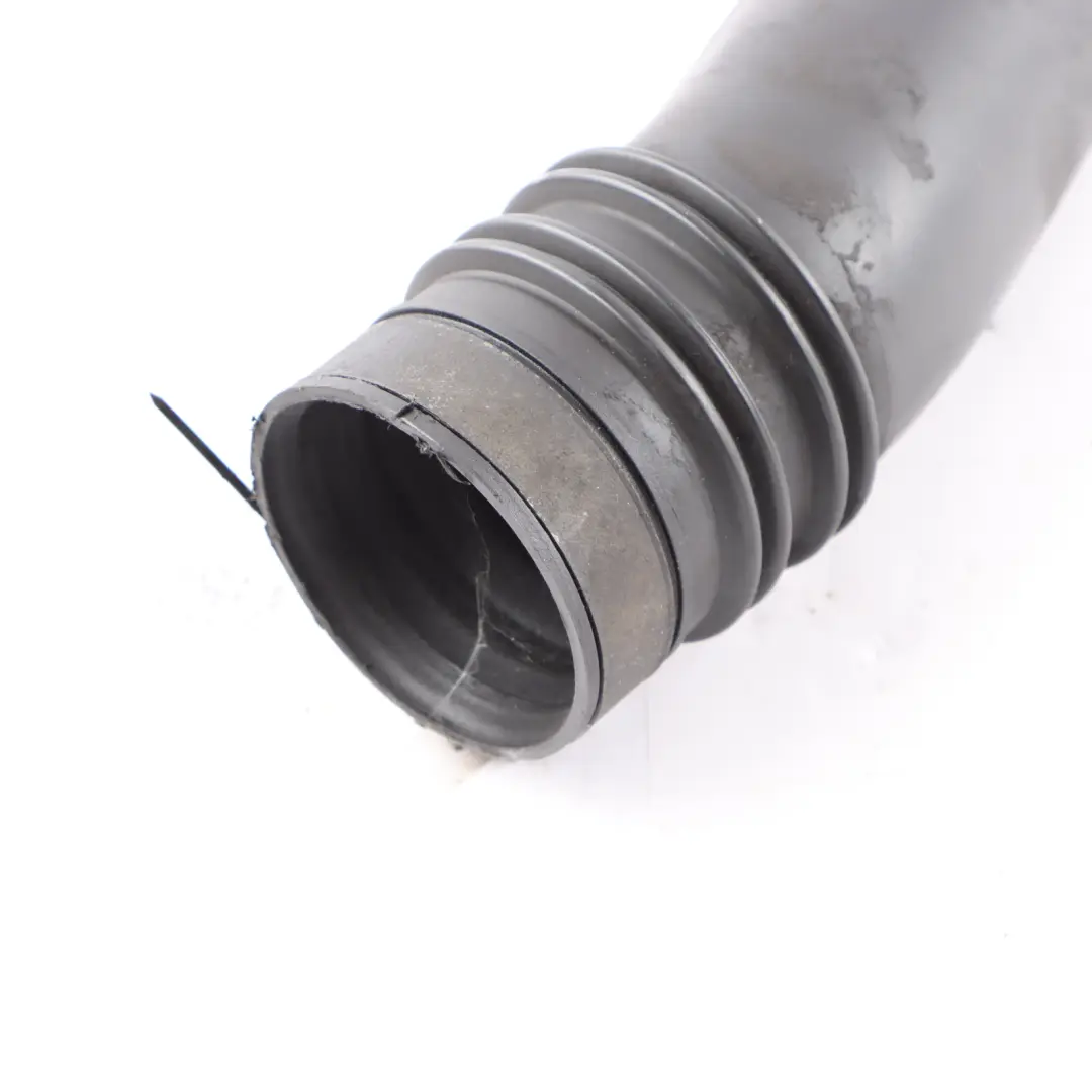 Eurocargo 75E15 Air Intake Hose Pipe Line Intercooler 4F0129739B to Iveco with Part number 500399004 Iveco Eurocargo 75E15 Air Intake Hose Pipe Line Intercooler 4F0129739B - SKU 500399004 - Part number 500399004