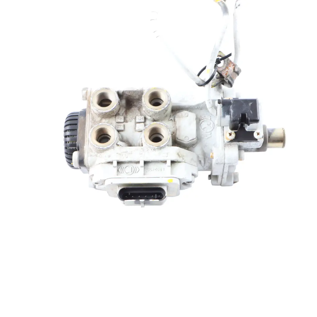 Eurocargo Foot Brake Control Valve to Iveco with Part number 504100604 Iveco Eurocargo Foot Brake Control Valve - SKU 504100604 - Part number 504100604