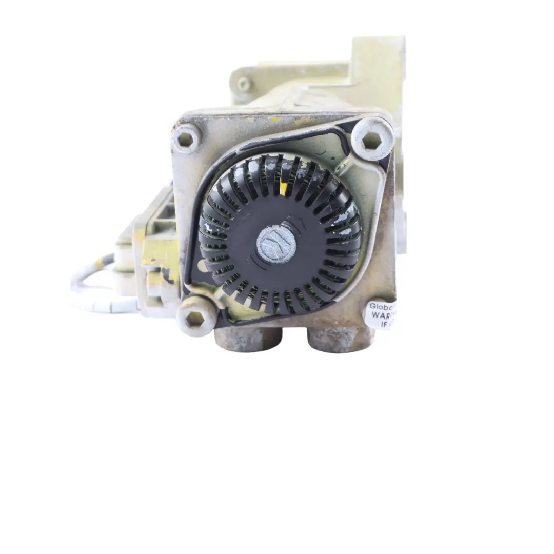 Eurocargo Foot Brake Control Valve to Iveco with Part number 504100604 Iveco Eurocargo Foot Brake Control Valve - SKU 504100604 - Part number 504100604