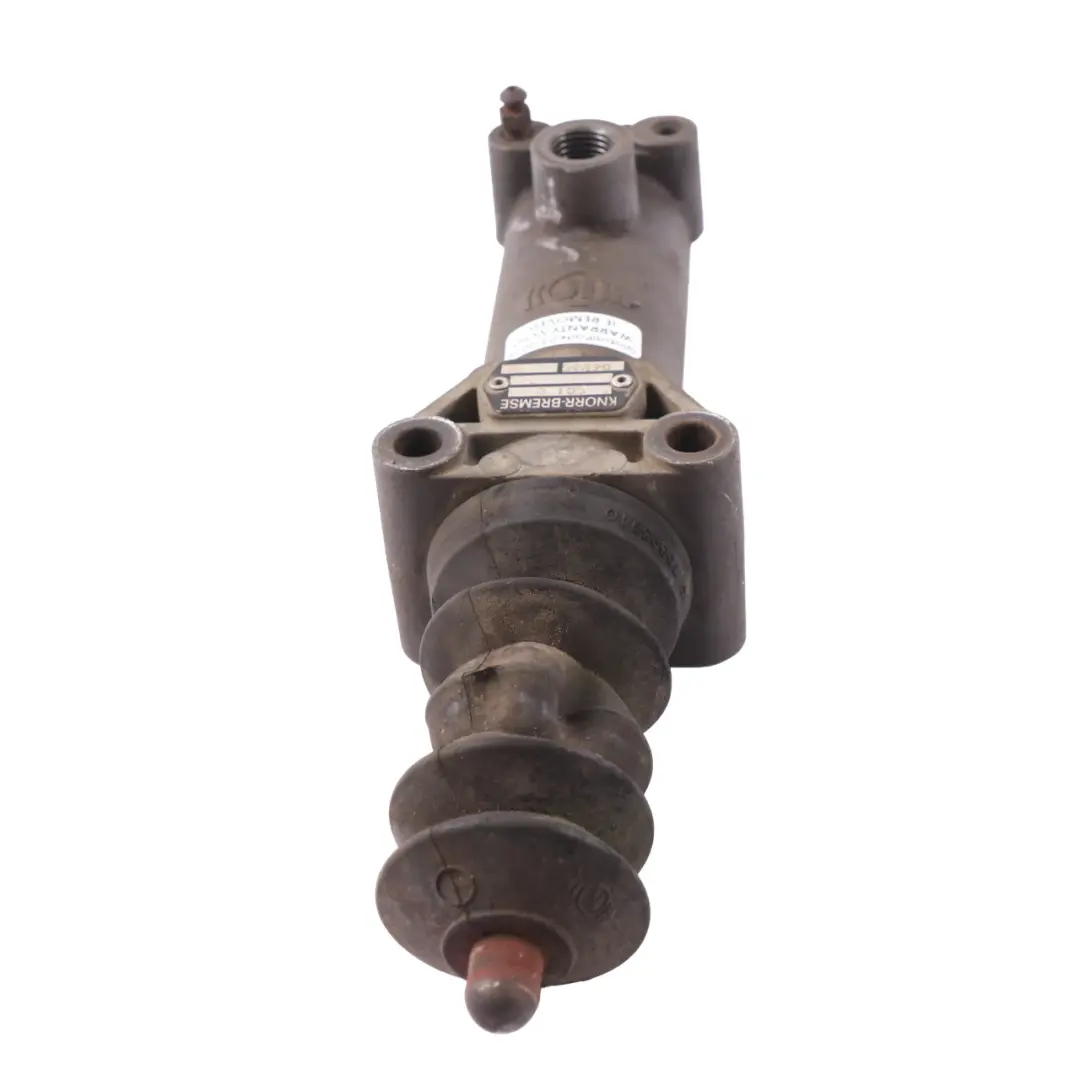 Eurocargo Siłownik Pompa Sprzęgła do Iveco o numerze 504130745 Iveco Eurocargo Siłownik Pompa Sprzęgła - SKU 504130745 - Numer Części 504130745