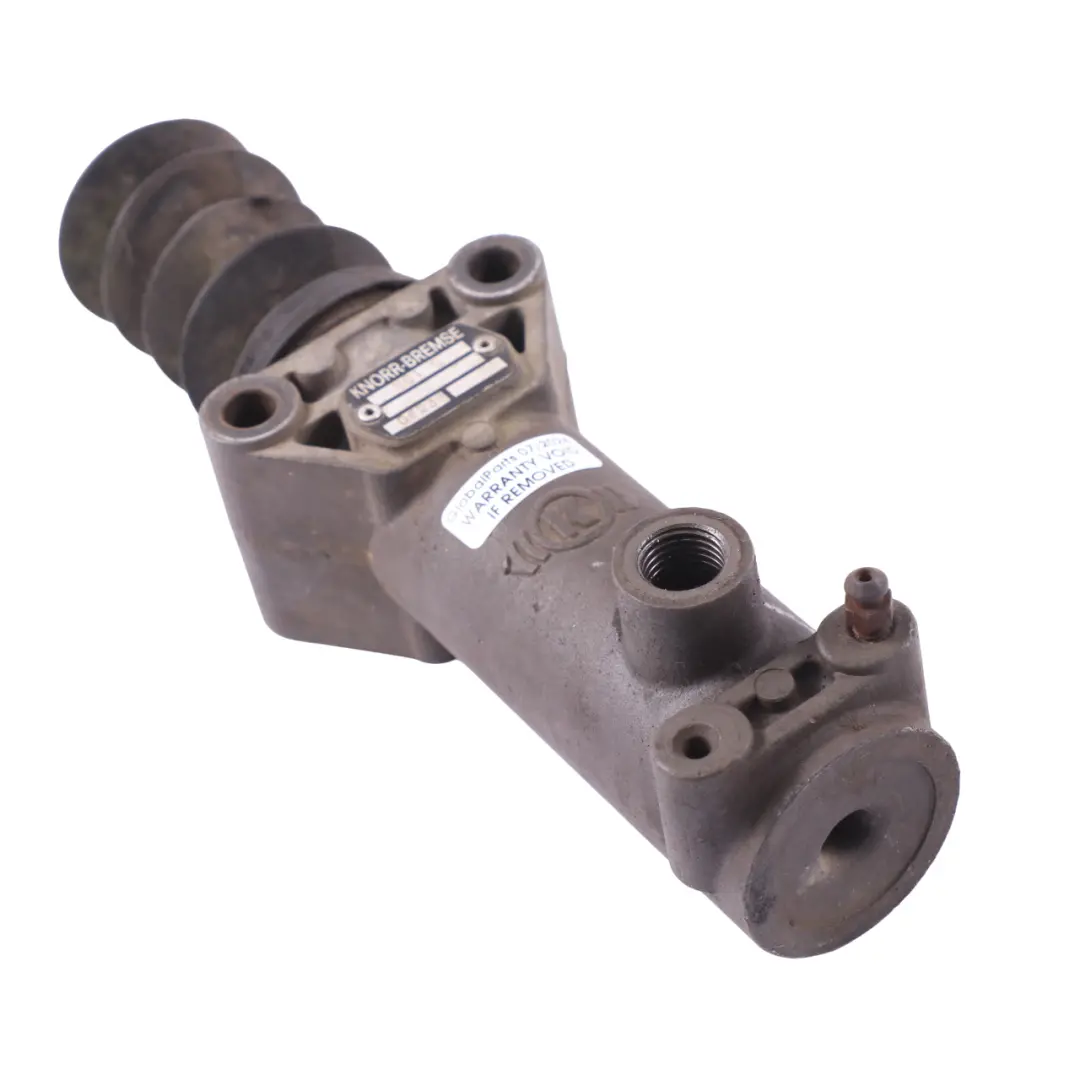 Eurocargo Cilindro Esclavo Embrague Unidad para Iveco con número de pieza 504130745 Iveco Eurocargo Cilindro Esclavo Embrague Unidad - SKU 504130745 - Número de pieza 504130745