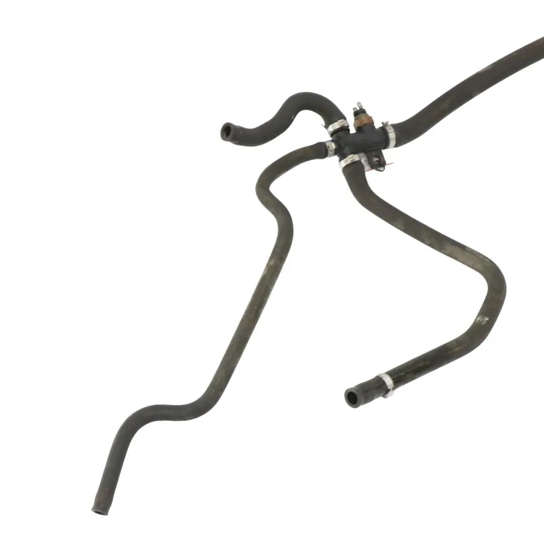 Piaggio Vespa Connecteur pour tuyau d'eau tuyau de refroidissement pour à propos du numéro de pièce 577196 Piaggio Vespa Connecteur pour tuyau d'eau tuyau de refroidissement - SKU 577196 - Numéro de pièce 577196