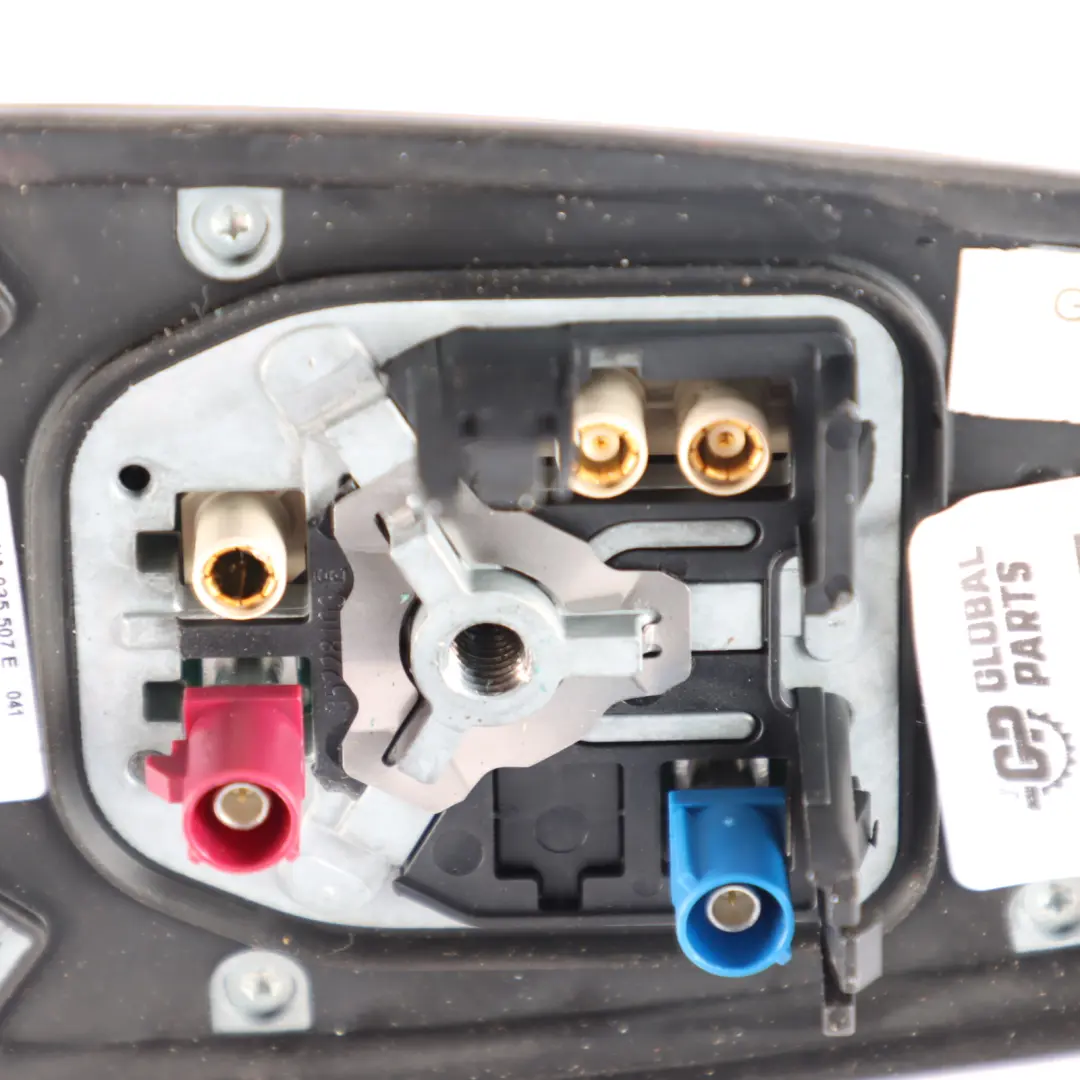 Antenne Verstärker Empfänger Antenneneinheit Schwarz für VW Volkswagen Golf 8 mit Teilenummer 5WA035507E VW Volkswagen Golf 8 Antenne Verstärker Empfänger Antenneneinheit Schwarz - SKU 5WA035507E - Teilenummer 5WA035507E