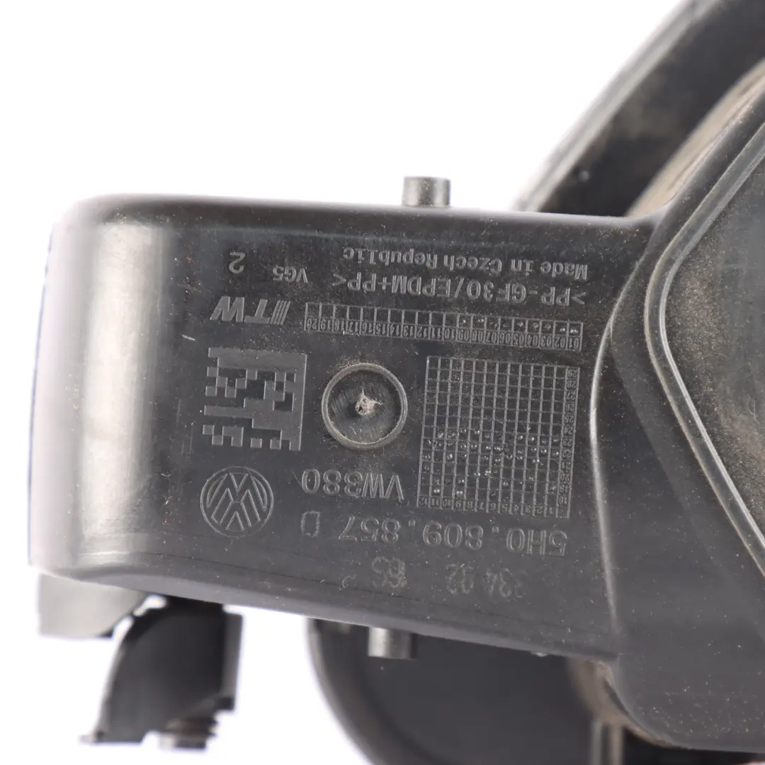 VW Volkswagen Golf 8 Klapka Mechanizm Wlewu Paliwa - SKU 5H0809857D - Numer Części 5H0809857D