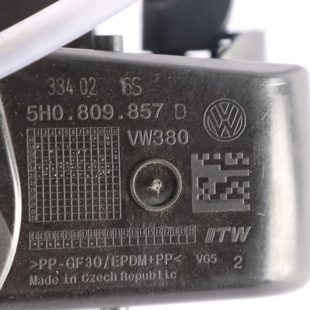 Antenne Verstärker Empfänger Antenne für VW Volkswagen Golf CD1 mit Teilenummer 5H0809857D VW Volkswagen Golf CD1 Antenne Verstärker Empfänger Antenne - SKU 5H0809857D - Teilenummer 5H0809857D