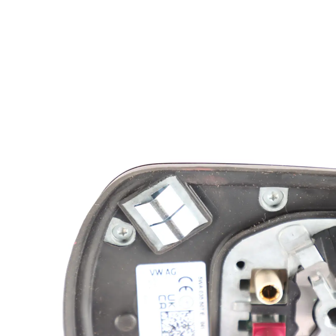 Antenne Amplificateur Récepteur Antenne Noir pour VW Volkswagen Golf 8 à propos du numéro de pièce 5WA035507E VW Volkswagen Golf 8 Antenne Amplificateur Récepteur Antenne Noir - SKU 5WA035507E - Numéro de pièce 5WA035507E