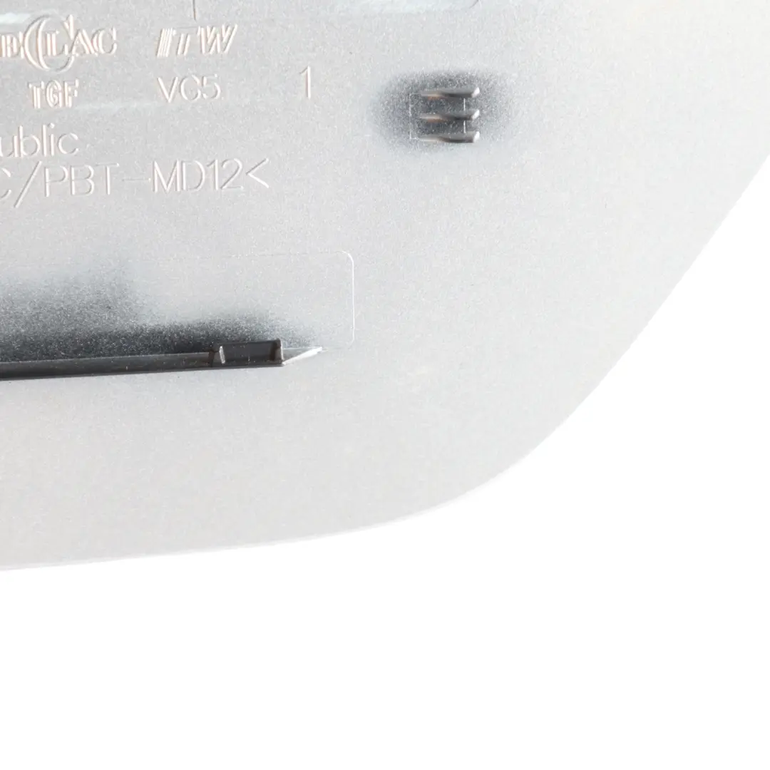 Filler Flap Cap Panel Refkex Silver LA7W L to VW Volkswagen Golf CD1 Fuel with Part number 5H0809909 VW Volkswagen Golf CD1 Fuel Filler Flap Cap Panel Refkex Silver LA7W L - SKU 5H0809909-RES - Part number 5H0809909