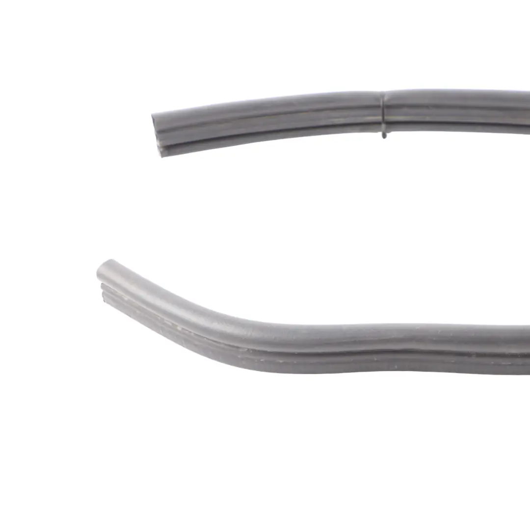 VW Volkswagen Golf 8 Seal Scuttle Bonnet Engine Cover Rubber Gasket - SKU 5H0823723 - Part number 5H0823723