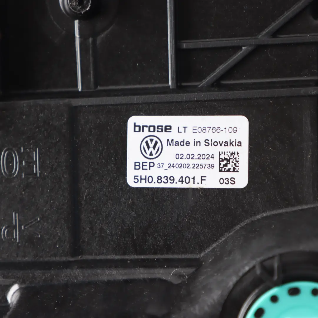 VW Golf 8 CD1 Window Lifter Regulator Carrier Door Rear Left N/S 5H0839401F - SKU 5H0839461F - Part number 5H0839461F