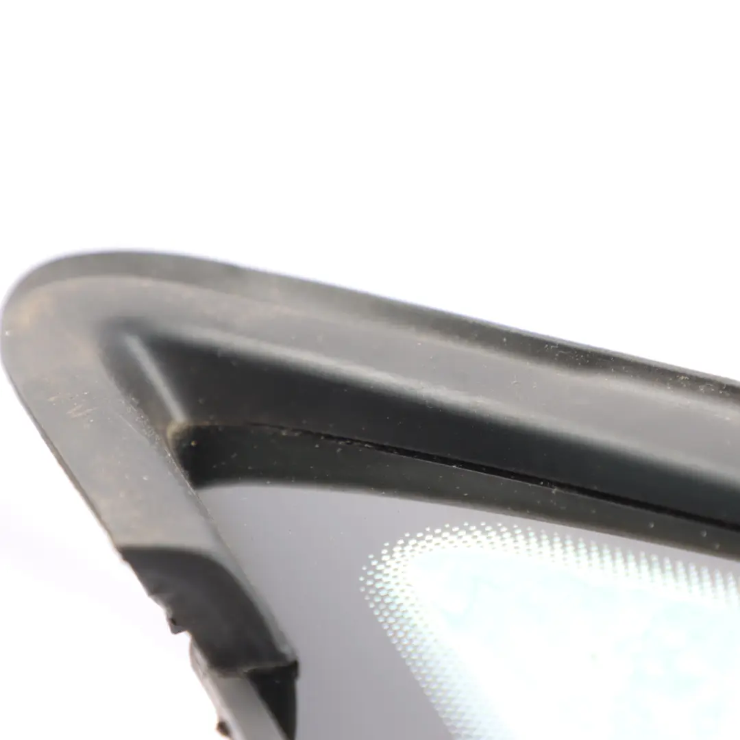 Mk8 Vitre Fixe Quart Avant Gauche AS2 pour Volkswagen Golf à propos du numéro de pièce 5H0845411K Volkswagen Golf Mk8 Vitre Fixe Quart Avant Gauche AS2 - SKU 5H0845411K - Numéro de pièce 5H0845411K