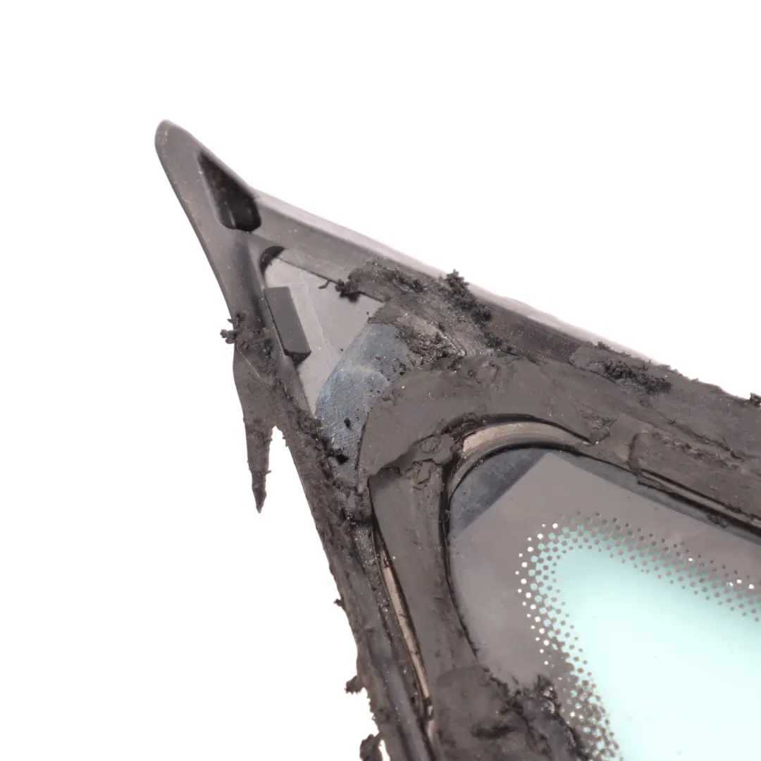 Volkswagen Golf Mk8 Vitre Fixe Quart Avant Gauche AS2 - SKU 5H0845411K - Numéro de pièce 5H0845411K