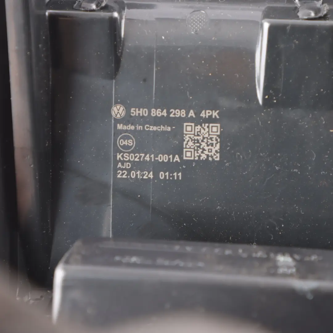 Centre Console Cover Air Vent Trim Rear Panel to Volkswagen Golf VIII CD1 with Part number 5H0864298 Volkswagen Golf VIII CD1 Centre Console Cover Air Vent Trim Rear Panel - SKU 5H0864298 - Part number 5H0864298