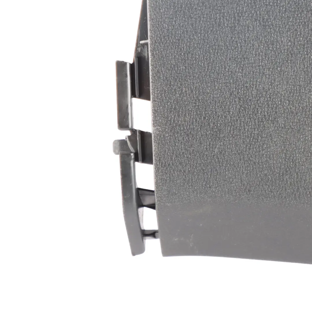 Mk8 CD1 Säule B Abdeckung Trim Säule unten rechts für Volkswagen Golf mit Teilenummer 5H0867292 Volkswagen Golf Mk8 CD1 Säule B Abdeckung Trim Säule unten rechts - SKU 5H0867292 - Teilenummer 5H0867292