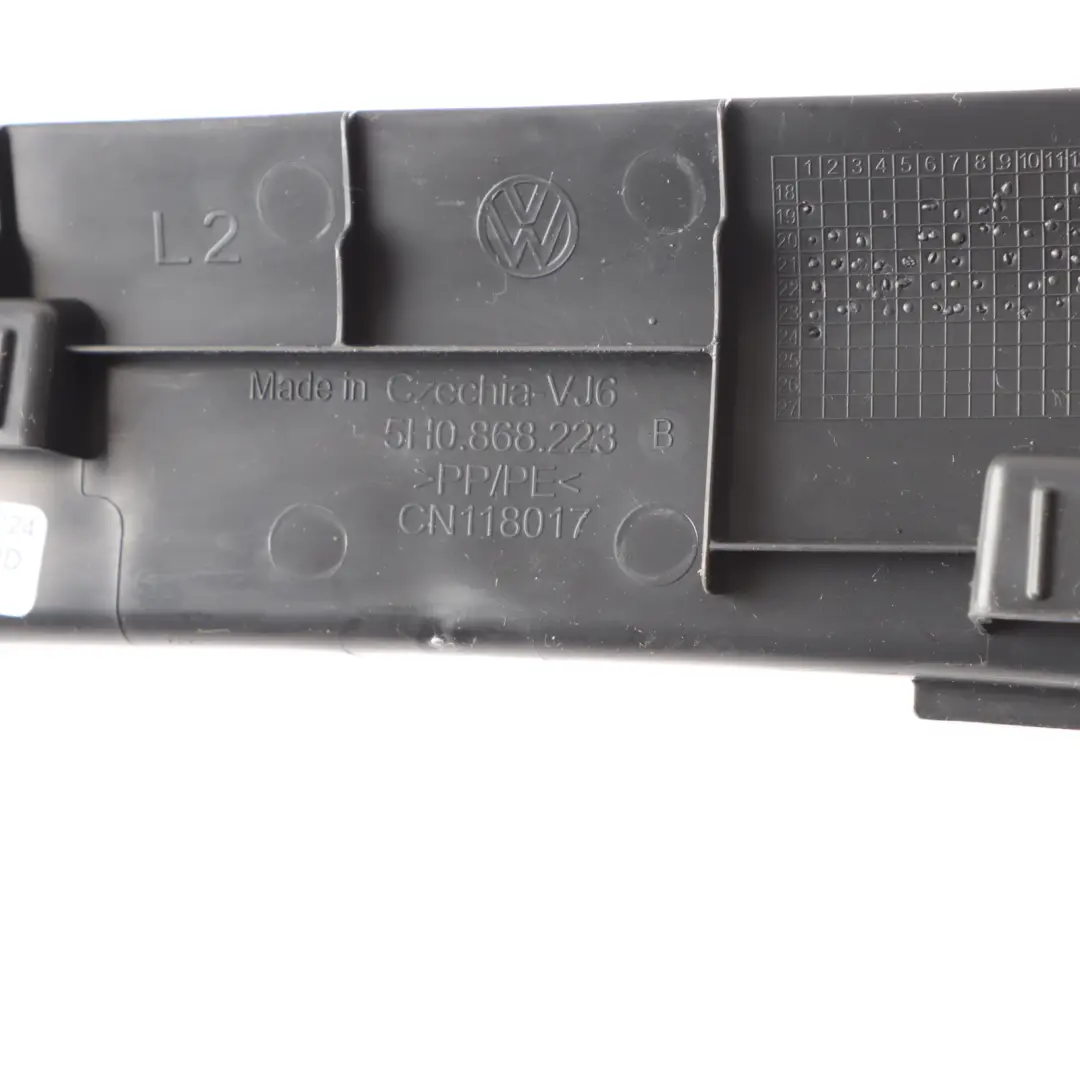 Volkswagen Golf 8 CD1 Listwa Osłona Słupka A Lewy Przód Czarna - SKU 5H0868223B - Numer Części 5H0868223B