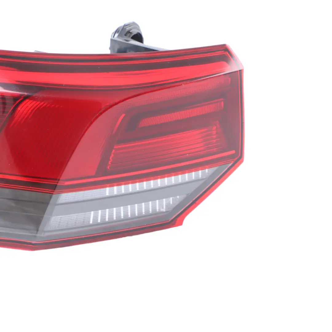 Tail Light LED Outer Left N/S Lamp to Volkswagen Golf 8 CD1 Rear with Part number 5H0945095C Volkswagen Golf 8 CD1 Rear Tail Light LED Outer Left N/S Lamp - SKU 5H0945095C - Part number 5H0945095C
