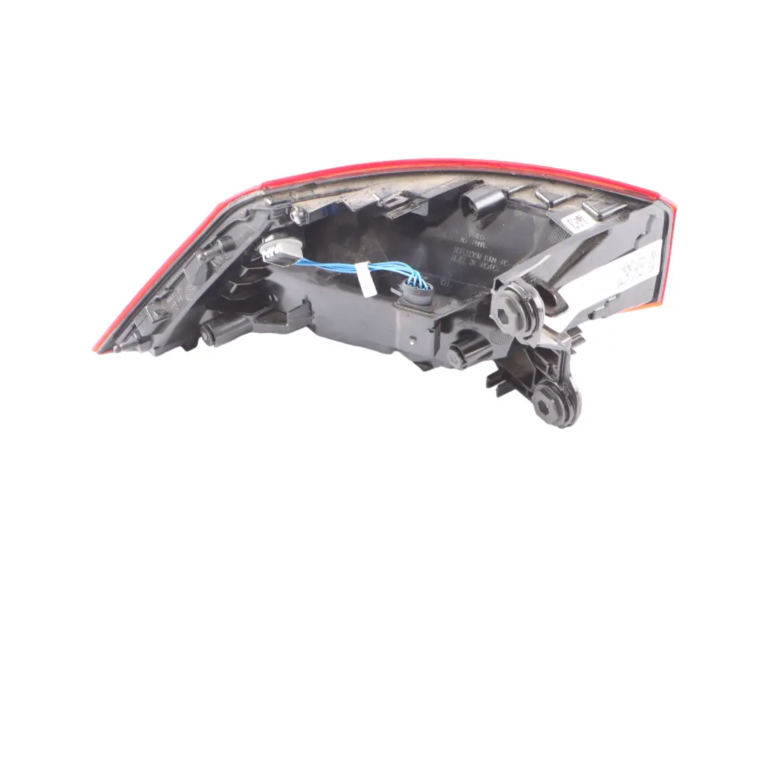 Fanale posteriore a LED esterno destro Lampada per Volkswagen Golf 8 CD1 con numero di parte 5H0945096C Volkswagen Golf 8 CD1 Fanale posteriore a LED esterno destro Lampada - SKU 5H0945096C - Numero di parte 5H0945096C