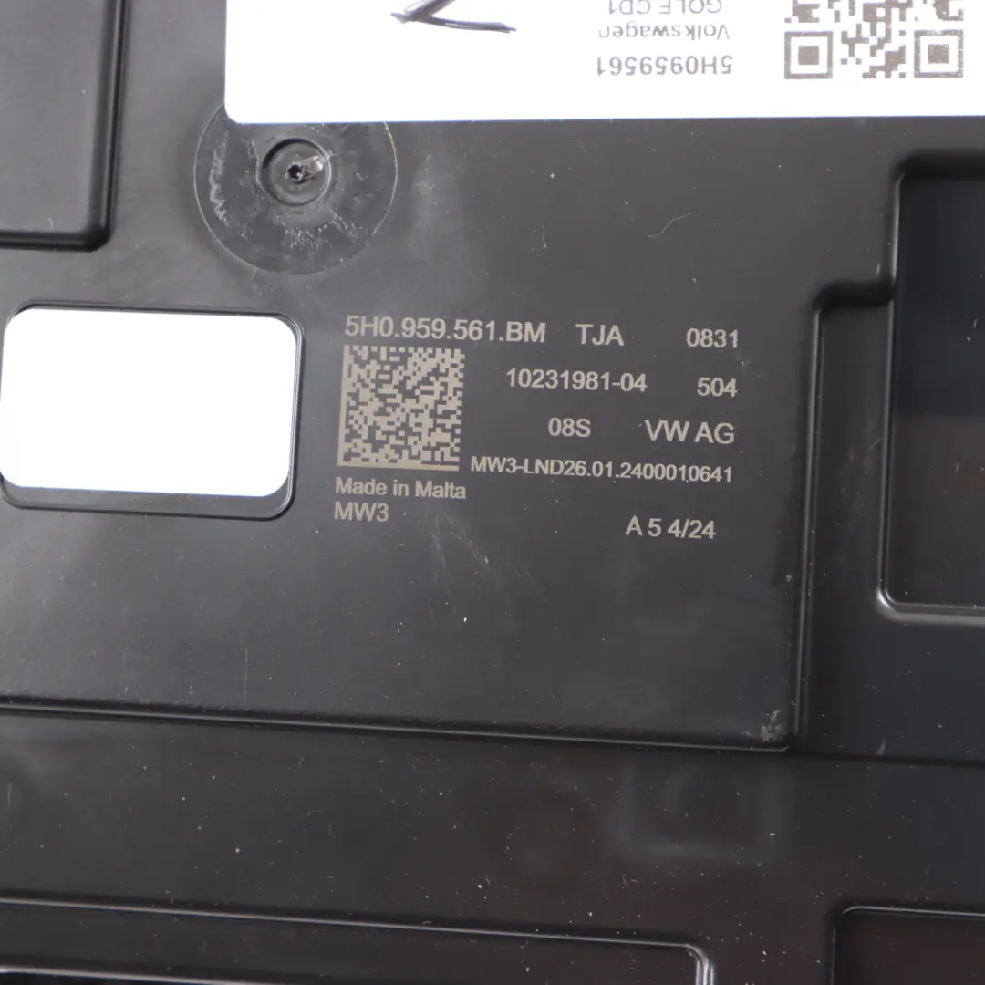 Roof Light Headliner Lamp Switch Panel to Volkswagen Golf 8 CD1 with Part number 5H0959561 Volkswagen Golf 8 CD1 Roof Light Headliner Lamp Switch Panel - SKU 5H0959561 - Part number 5H0959561