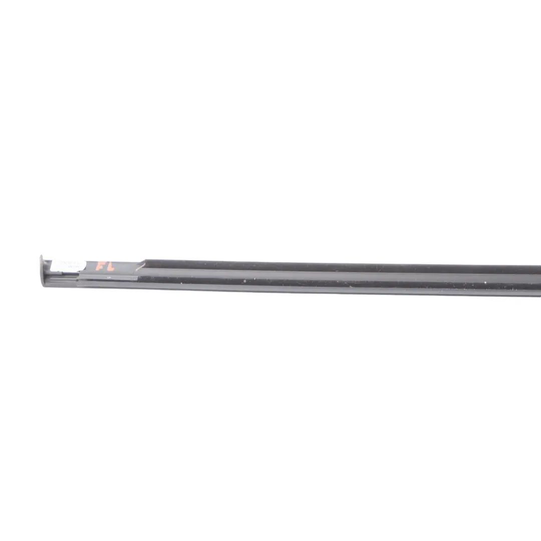Volkswagen Golf 8 CD1 Türdichtung Vorne Links äußerer Radstreifen - SKU 5H4837477B - Teilenummer 5H4837477B